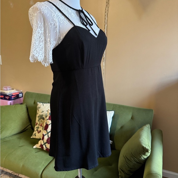 Forever 21 black and white lace dress - Picture 3 of 8